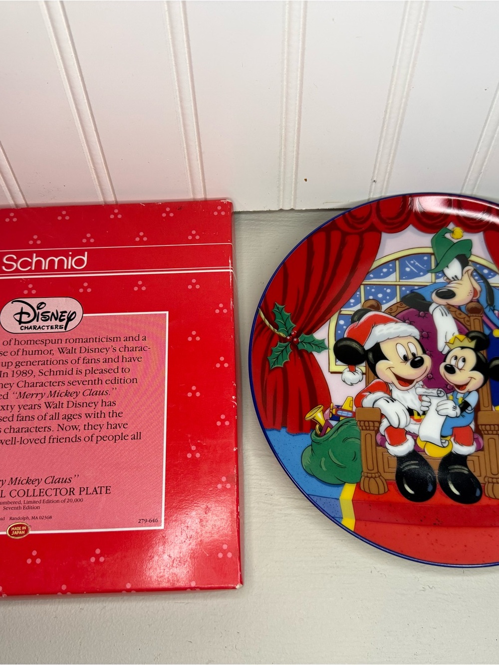 Schmid Walt Disney's Christmas "Merry Mickey Claus" 7th Ed. Plate 1989 #1825 IOB